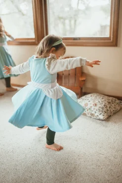 Twirl Dresses><noscript><img width=