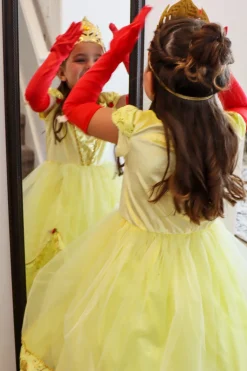 Dresses><noscript><img width=