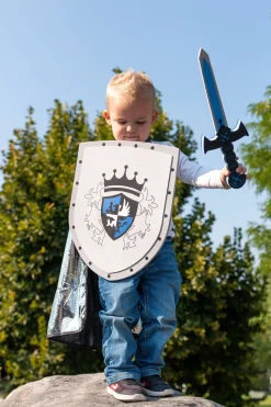 Knights & Dragons><noscript><img width=