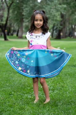 Twirl Dresses><noscript><img width=