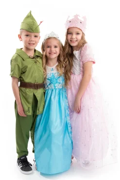 Dress Ups><noscript><img width=