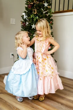 Dresses><noscript><img width=