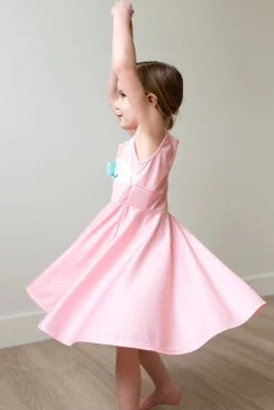 Twirl Dresses><noscript><img width=